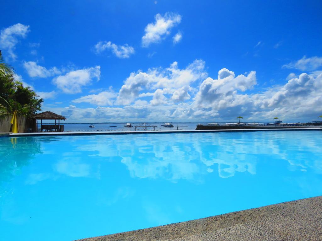 Отель Aozora Seaside Mactan Мактан Экстерьер фото